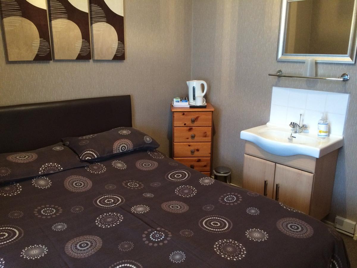 וויטלי ביי Melrose Guest House מראה חיצוני תמונה