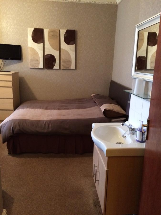 וויטלי ביי Melrose Guest House מראה חיצוני תמונה