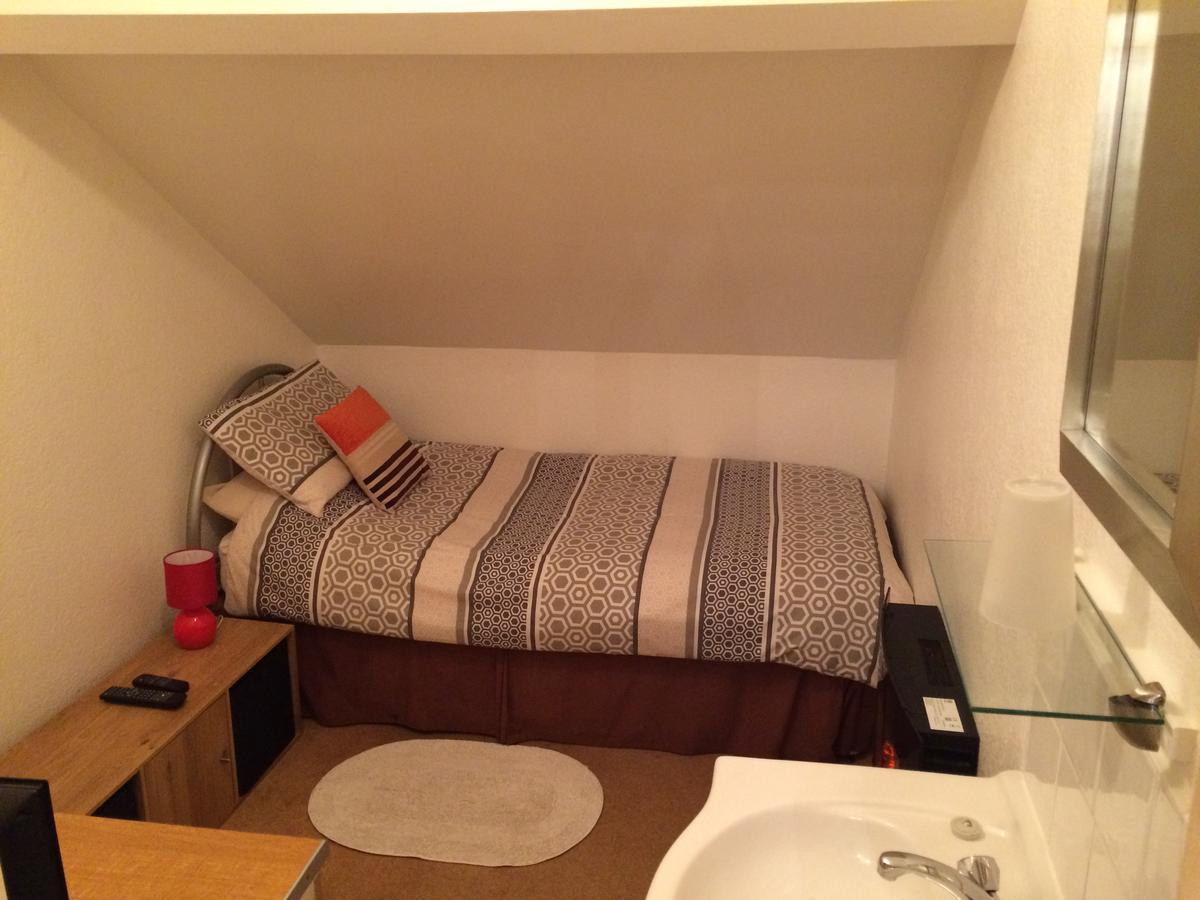 וויטלי ביי Melrose Guest House מראה חיצוני תמונה